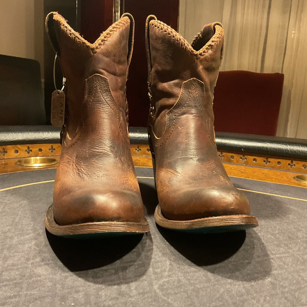 Lane Brown Leather Cowboy Boots size 10.   Like new - Picture 3 of 5
